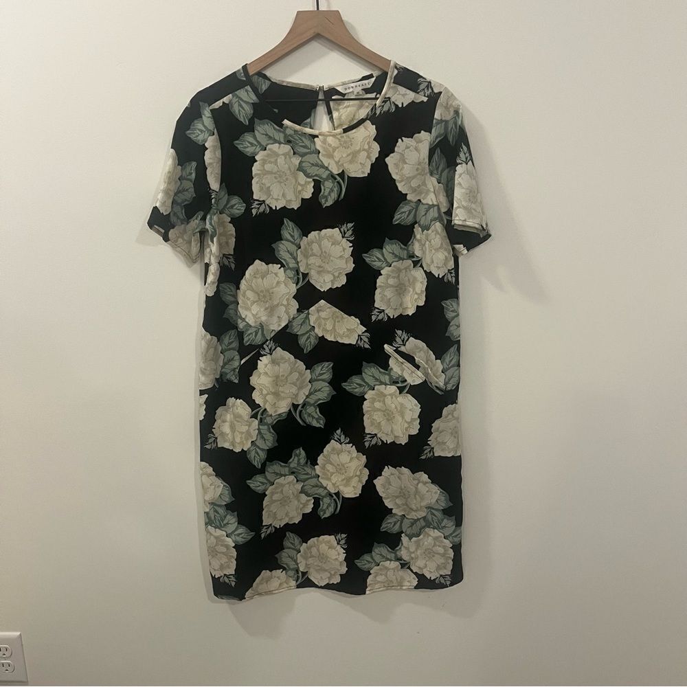 Downeast Floral Short Sleeve Shift Dress Medium